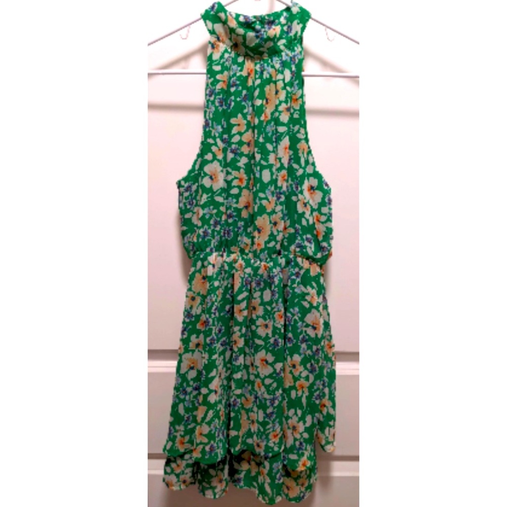 BEAUTIFUL Sienna Sky Floral Mini Halter Dress Size Large 🤍